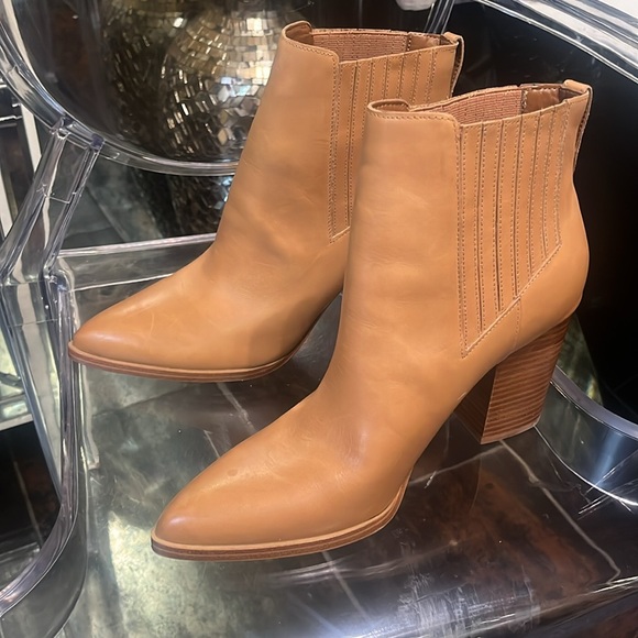 NEW ADO BOOTIES - Picture 3 of 4